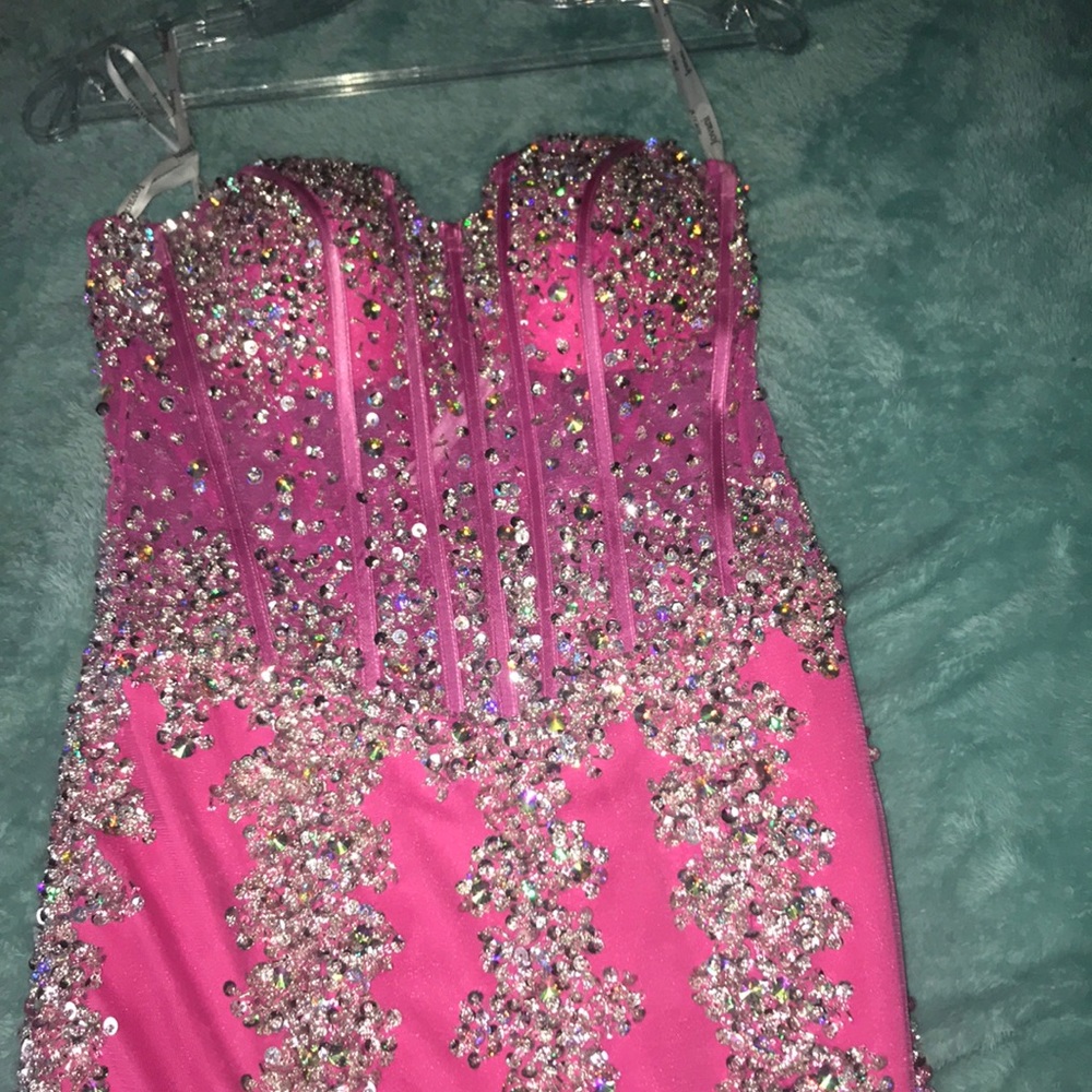 Prom DRESS !!! Only worn once☺️ Great Condition‼️